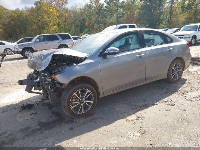 Kia Forte Lxs Image 6