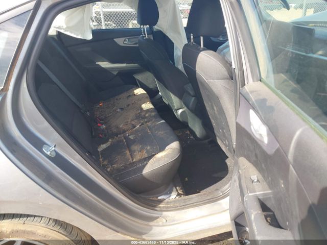 Kia Forte Lxs Image 12