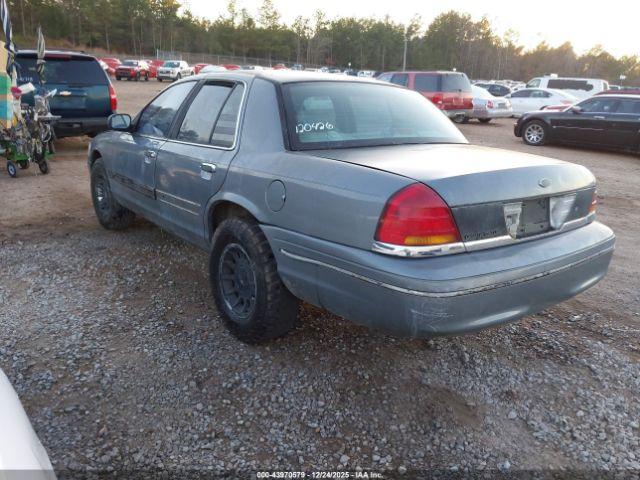 Ford Crown Victoria Lx Image 5