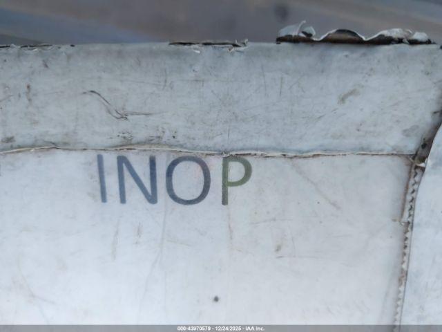 Ford Crown Victoria Lx Image 3