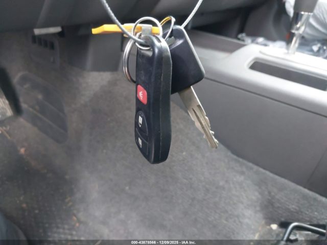 Nissan Frontier Sv Image 11