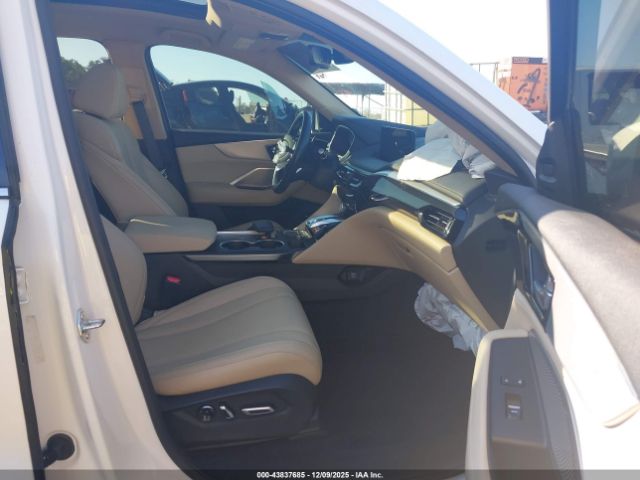 Acura MDX Standard Image 3