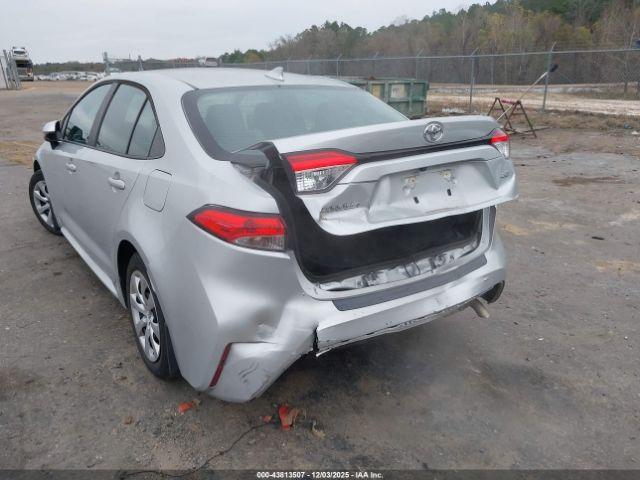 Toyota Corolla Le Image 20