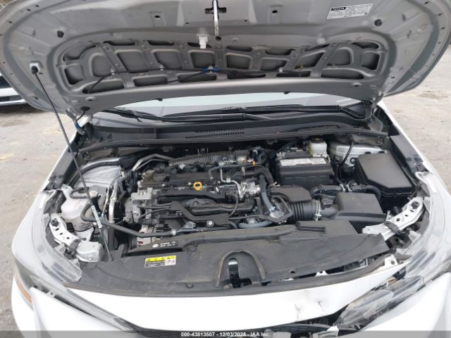 Toyota Corolla Le Image 6