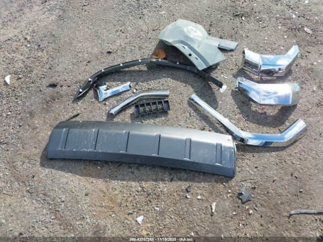 Toyota Tundra 1794 Edition Crewmax 5.5' Bed Image 3