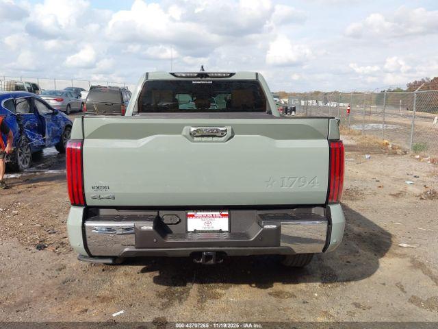 Toyota Tundra 1794 Edition Crewmax 5.5' Bed Image 17