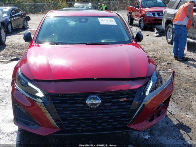 Nissan Altima Sr Fwd Image 11