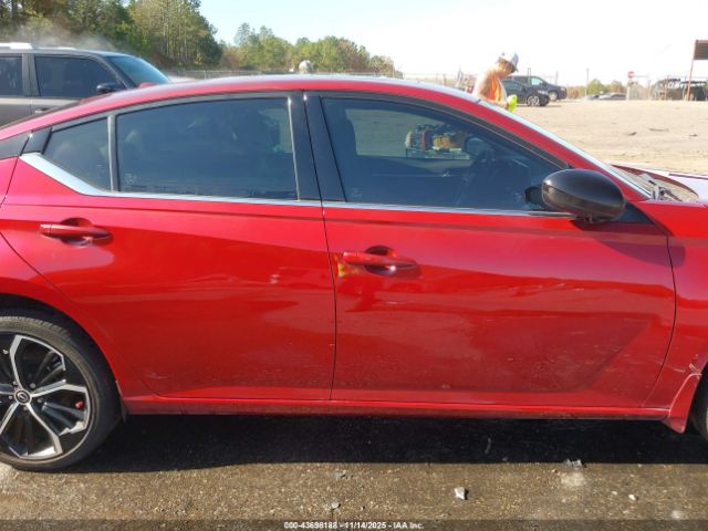 Nissan Altima Sr Fwd Image 15