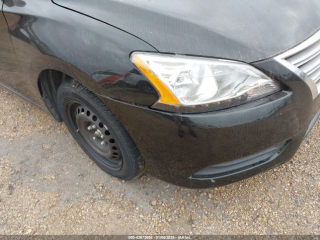 Nissan Sentra S Image 8