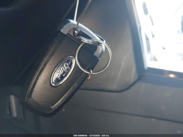 Ford Explorer Limited Image 4