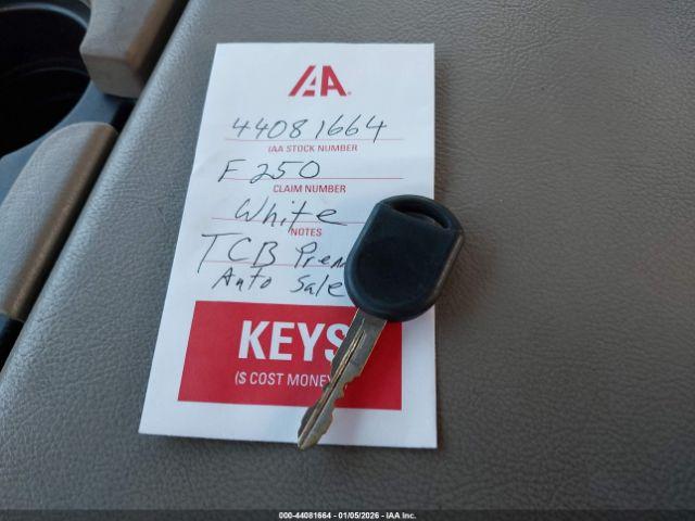 Ford F-250 Image 2