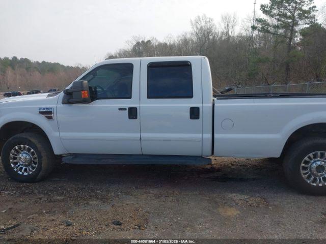 Ford F-250 Image 10