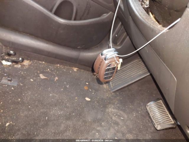 Hyundai ELANTRA Value Edition Image 10