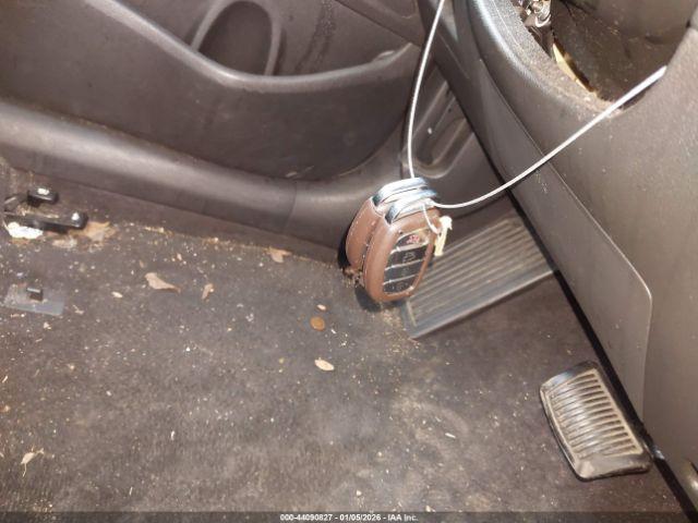 Hyundai ELANTRA Value Edition Image 10