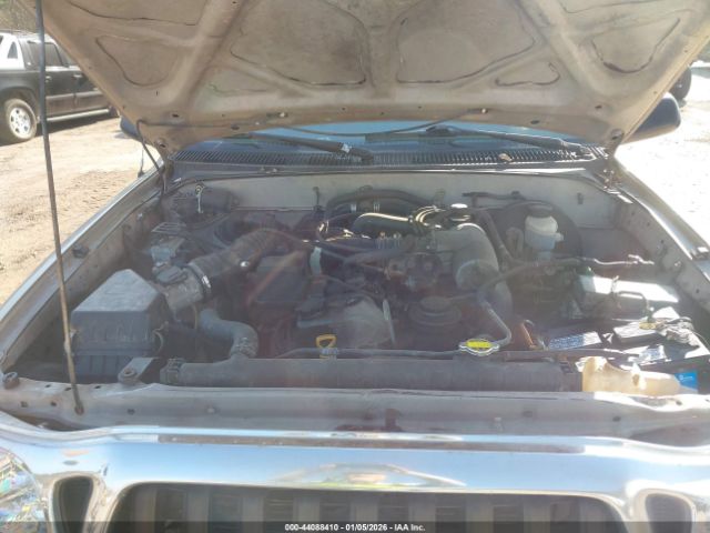 Toyota Tacoma Prerunner Image 7