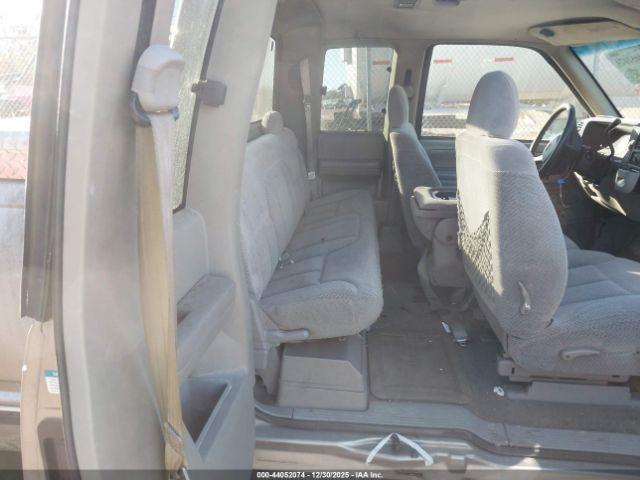 Chevrolet C1500 Fleetside Image 9