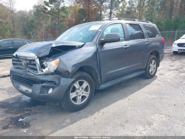 Toyota Sequoia Sr5 5.7l V8 Image 8