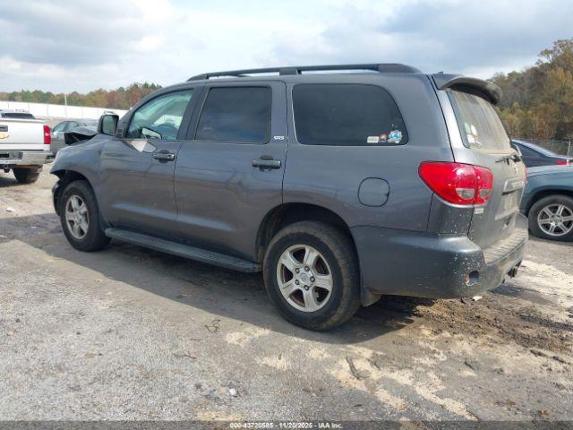 Toyota Sequoia Sr5 5.7l V8 Image 11