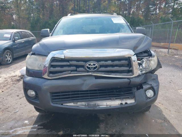 Toyota Sequoia Sr5 5.7l V8 Image 5