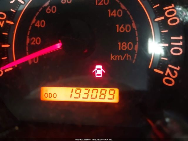 Toyota Sequoia Sr5 5.7l V8 Image 16