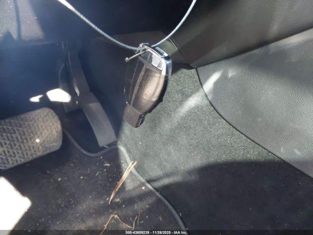 Mercedes-Benz M-Class Image 9