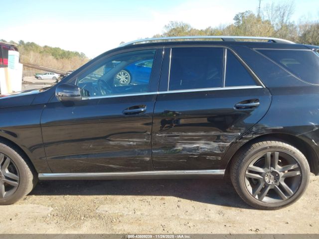 Mercedes-Benz M-Class Image 14