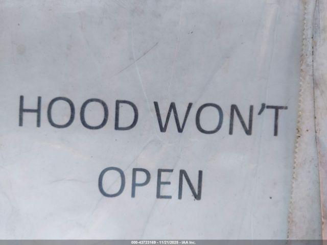 GMC Canyon 4wd  Short Box Denali Image 8