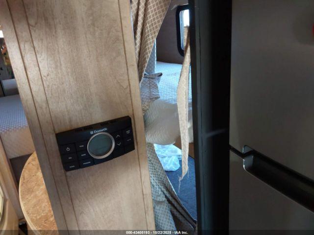 Freightliner Chassis Xc Image 3