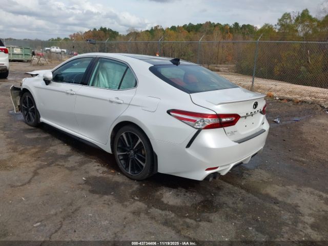 Toyota Camry Xse Image 11