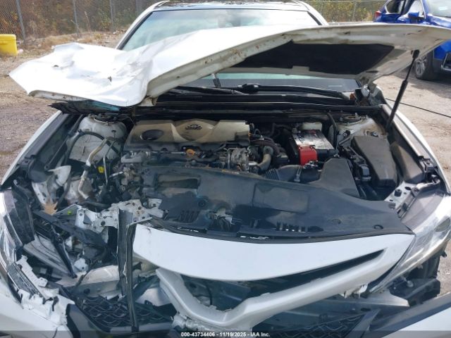 Toyota Camry Xse Image 17