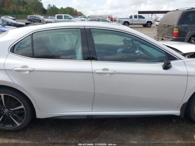 Toyota Camry Xse Image 5