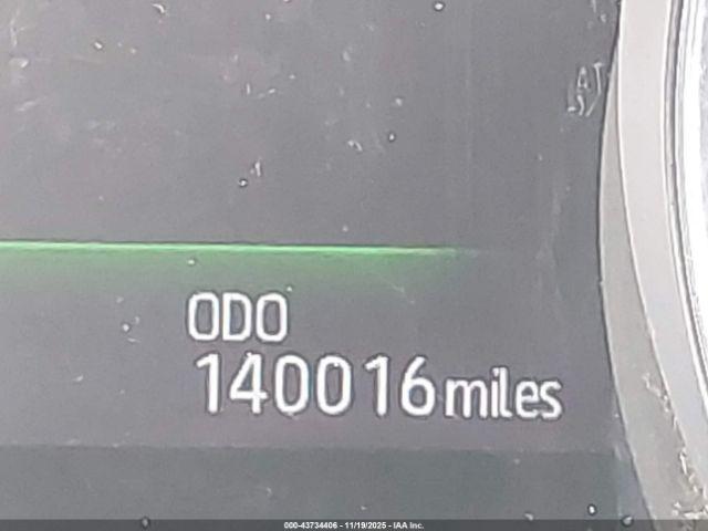 Toyota Camry Xse Image 8