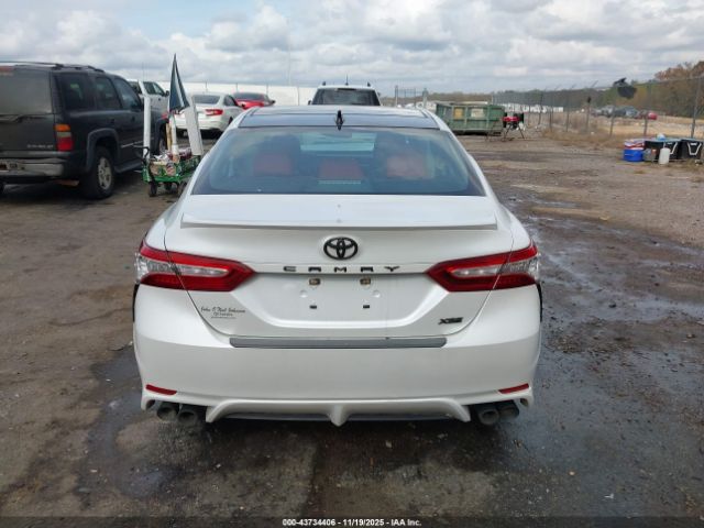Toyota Camry Xse Image 6