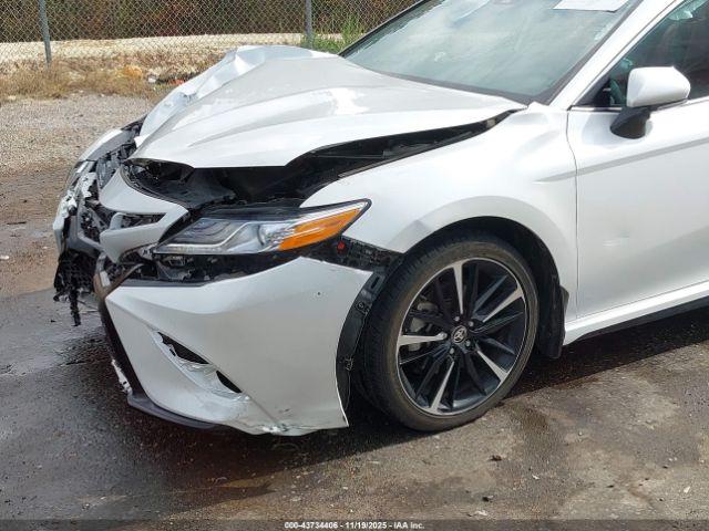 Toyota Camry Xse Image 3