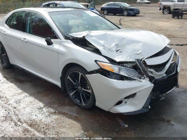 Toyota Camry Xse Image 4