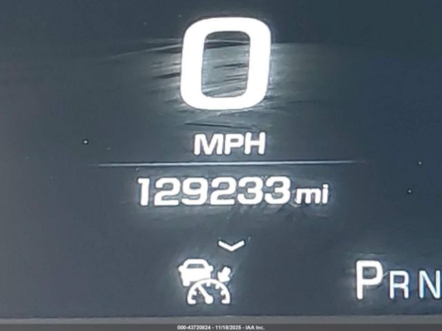 Chevrolet Tahoe Premier Image 15