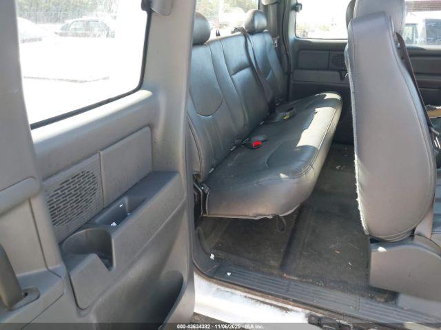 Chevrolet Silverado 1500 Work Truck Image 6