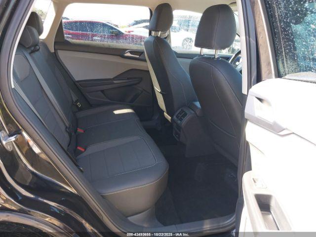 Volkswagen Taos 1.5t Se Image 5