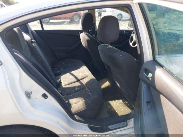 Nissan Altima 2.5 S Image 17