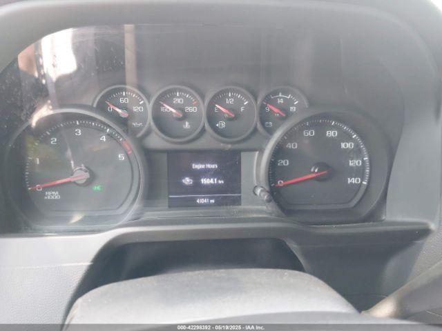 Chevrolet Silverado 2500 Image 7