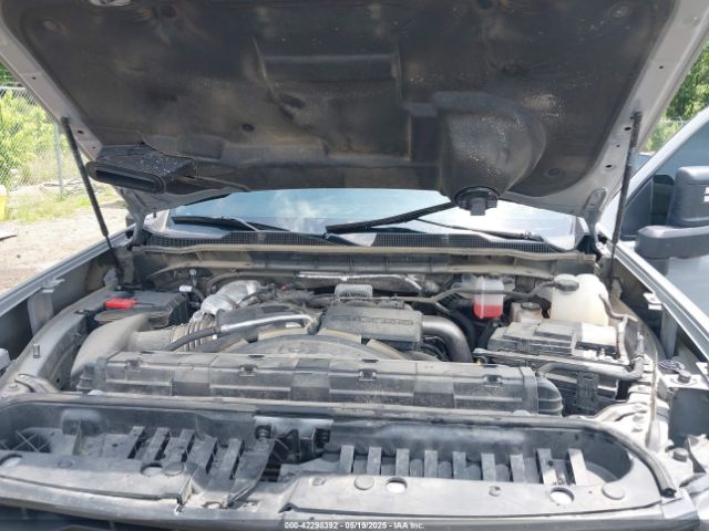 Chevrolet Silverado 2500 Image 15