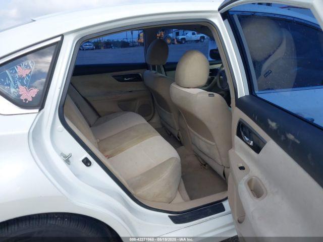 Nissan Altima 2.5 S Image 14