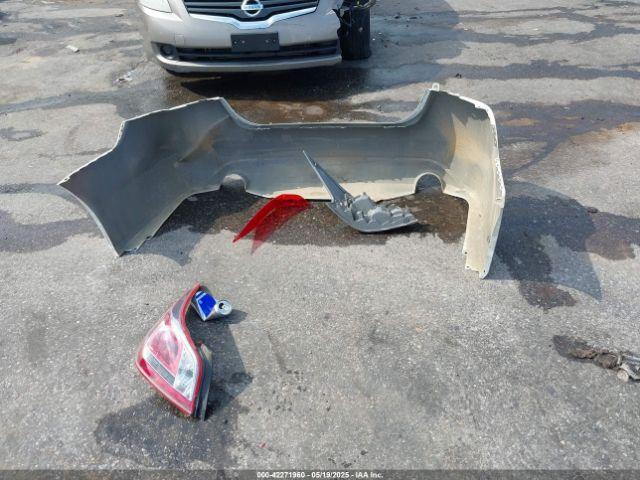 Nissan Altima 2.5 S Image 13