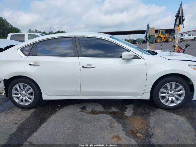 Nissan Altima 2.5 S Image 2