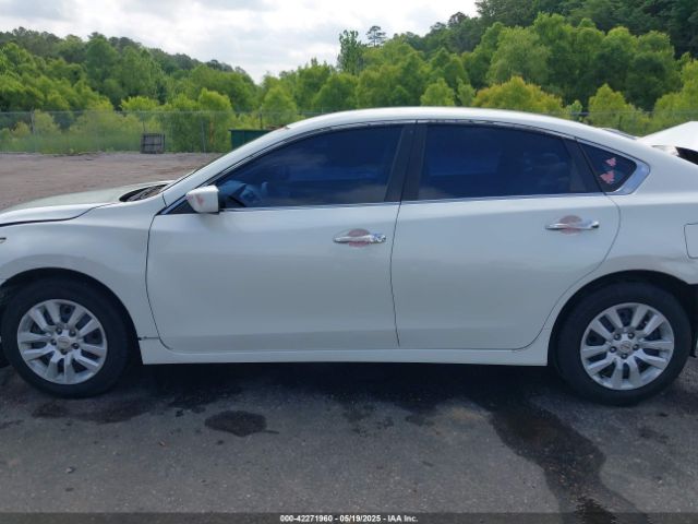 Nissan Altima 2.5 S Image 10