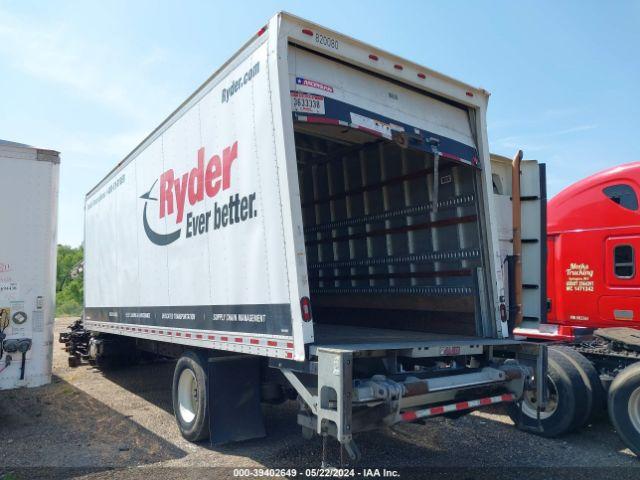 Freightliner M2 106 Image 4