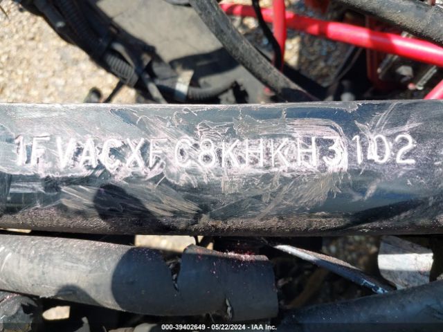 Freightliner M2 106 Image 6