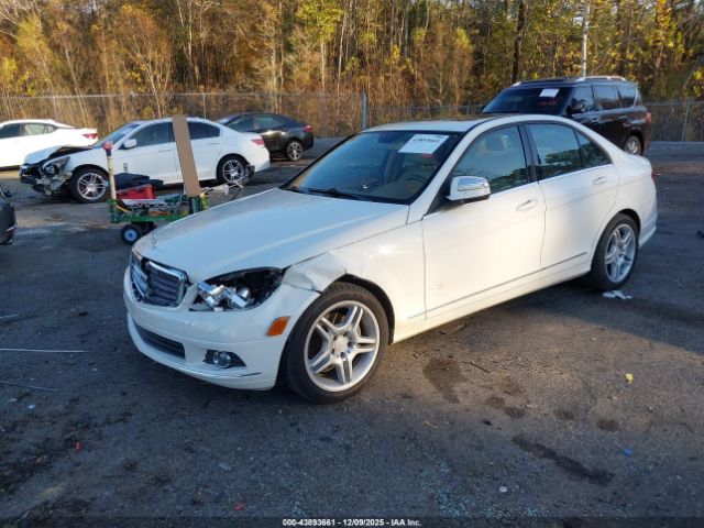 Mercedes-Benz C-Class Luxury 4matic Image 8