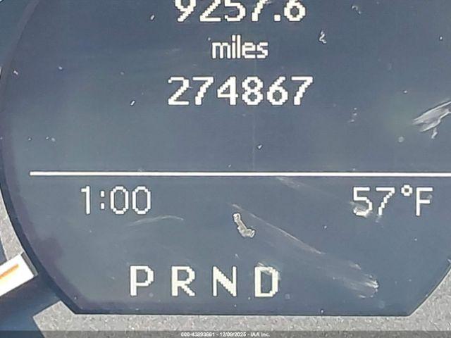 Mercedes-Benz C-Class Luxury 4matic Image 6