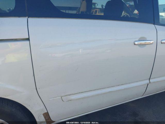 Nissan Quest 3.5 S Image 16